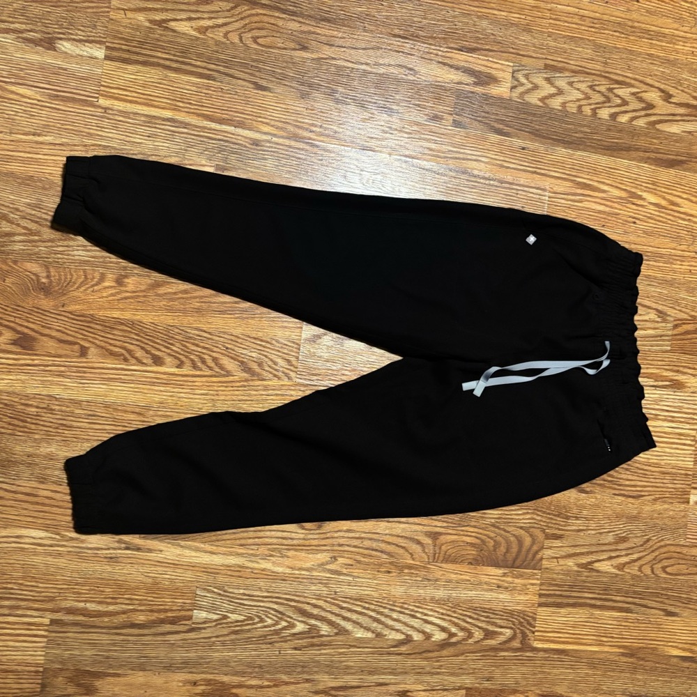 Figs bundle of three pants - Picture 6 of 6